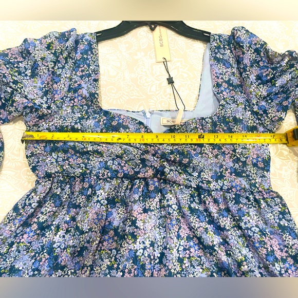 NWT BCBG BABYDOLL FLORAL DRESS. MINI LENGTH . ROMANTIC, FEMININE AND PLAYFUL - Picture 14 of 16